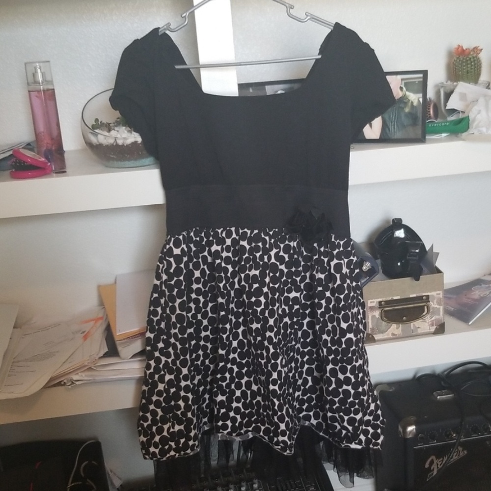 Black polkadot dress